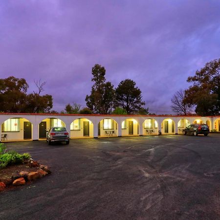 Azalea Motel Coonabarabran Exterior foto